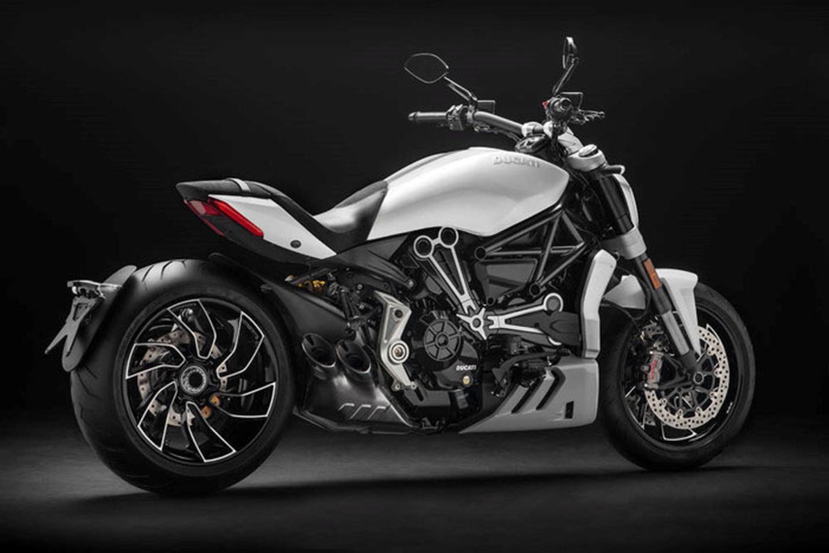 Ducati trinh lang XDiavel S “Iceberg White” 2018 moi-Hinh-3